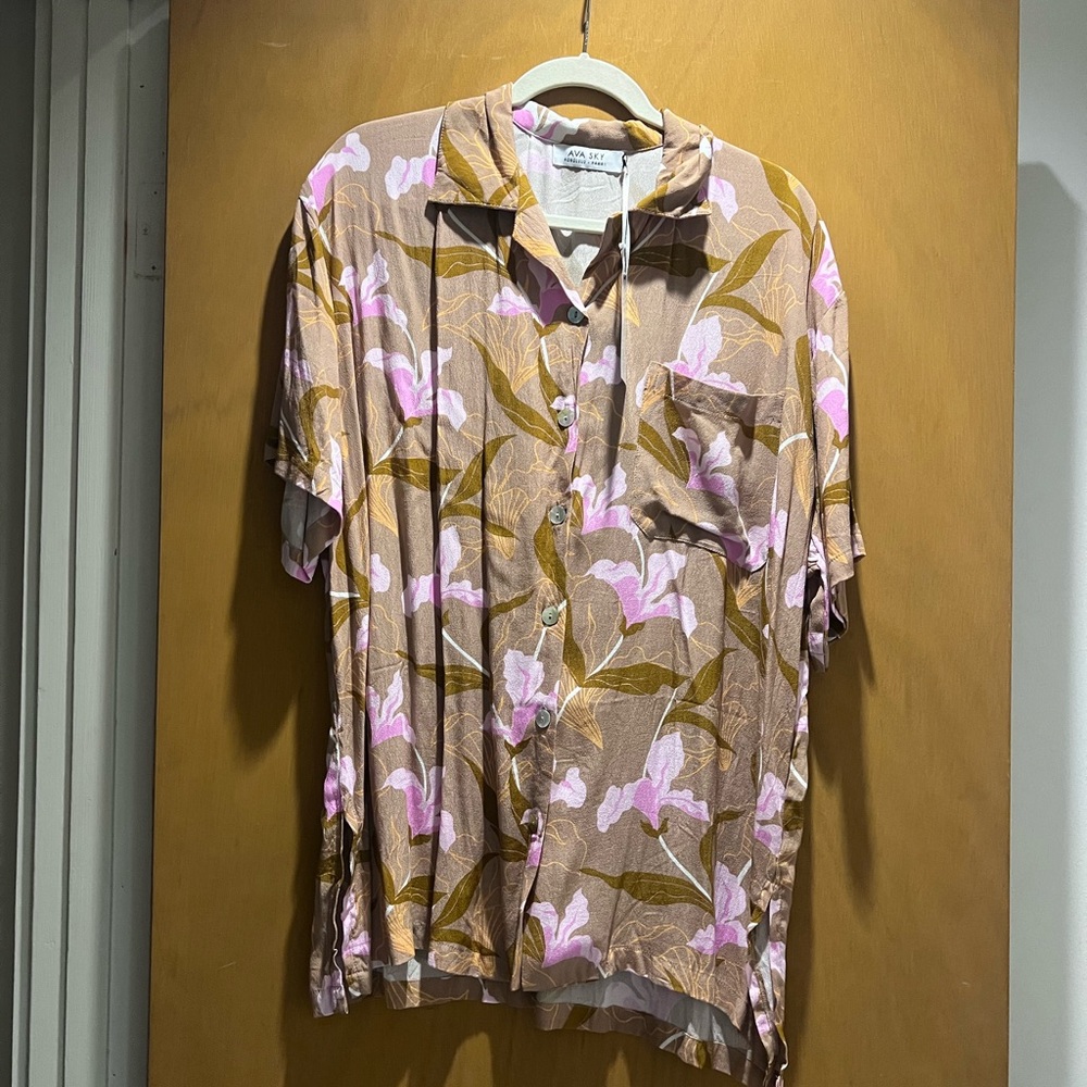 Ava Sky Oversized Shirt - hazel iris